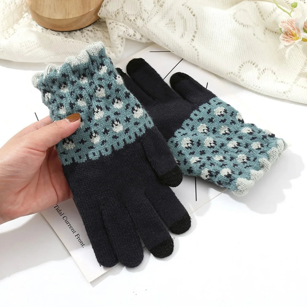 Winter warm gloves